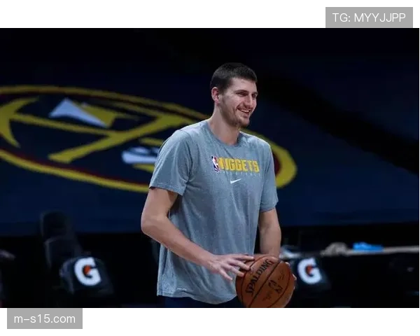 韦尔季前赛场均篮板11.5个，领跑篮板榜