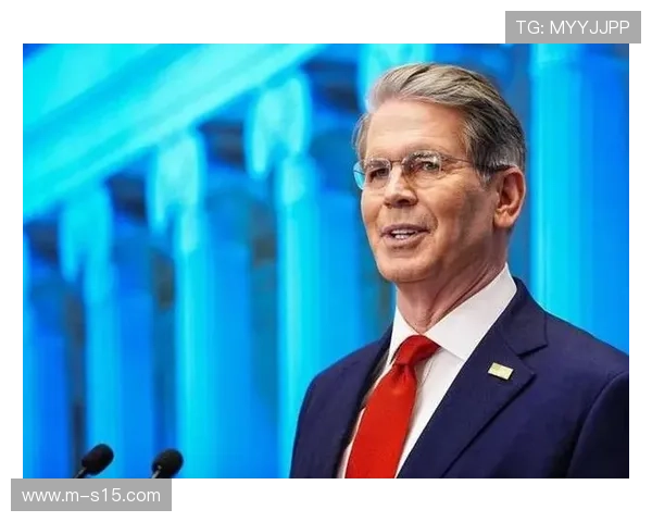 里尔签约埃朱马，青年才俊储备计划持续推进