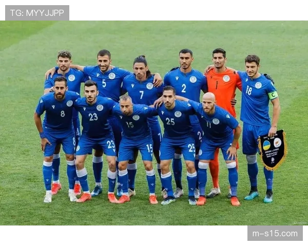 罗马德比火药味十足，上下半场各一点球引发双方球员激烈争执